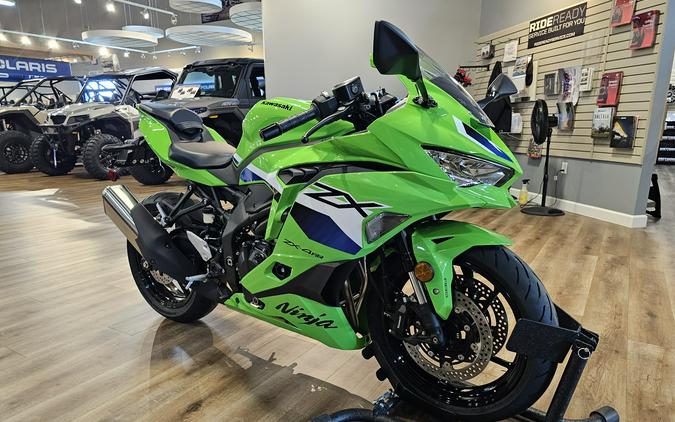 2026 Kawasaki NINJA ZX-4RR ABS Lime Green - 109943
