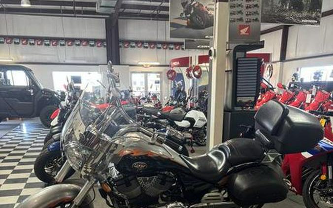 2006 Victory Motorcycles® Kingpin™