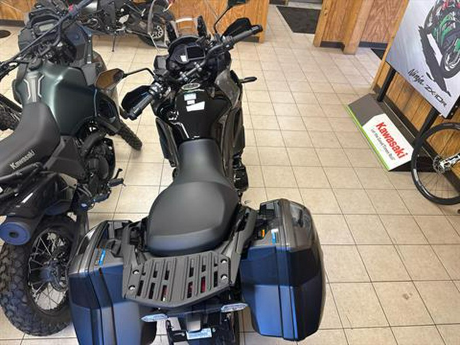 2025 Kawasaki Versys 1100 SE LT ABS