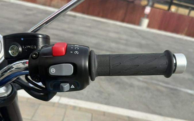 2026 Triumph Bonneville T120 Aegean blue