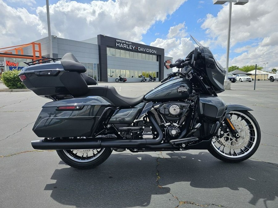 2026 Harley-Davidson® FLHXL - Street Glide® Limited