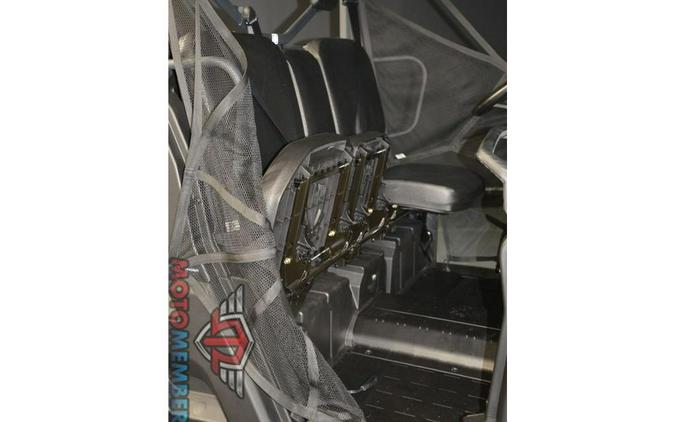 2025 Can-Am Defender DPS HD10