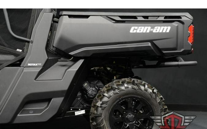 2025 Can-Am Defender DPS HD10