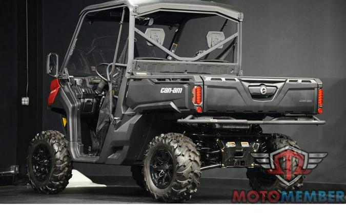 2025 Can-Am Defender DPS HD10