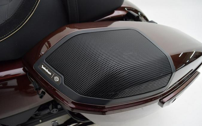 2024 Harley-Davidson Street Glide FLHXSE - CVO