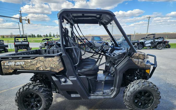 2023 Can-Am Defender XT HD10