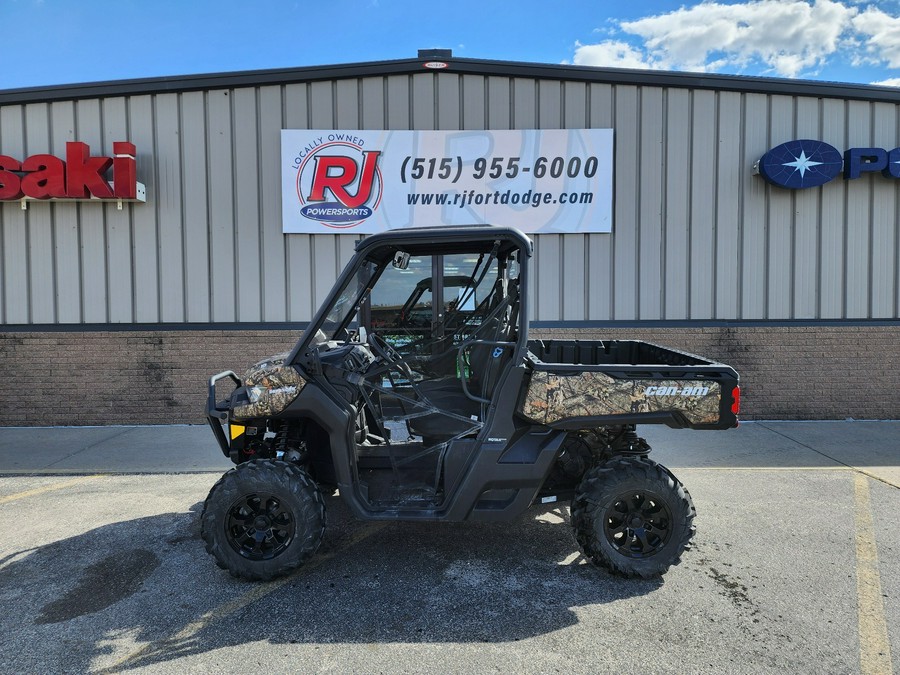 2023 Can-Am Defender XT HD10