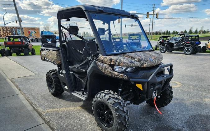 2023 Can-Am Defender XT HD10