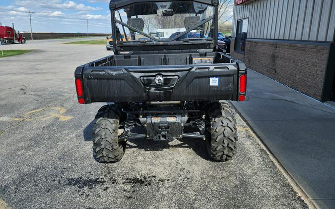 2023 Can-Am Defender XT HD10