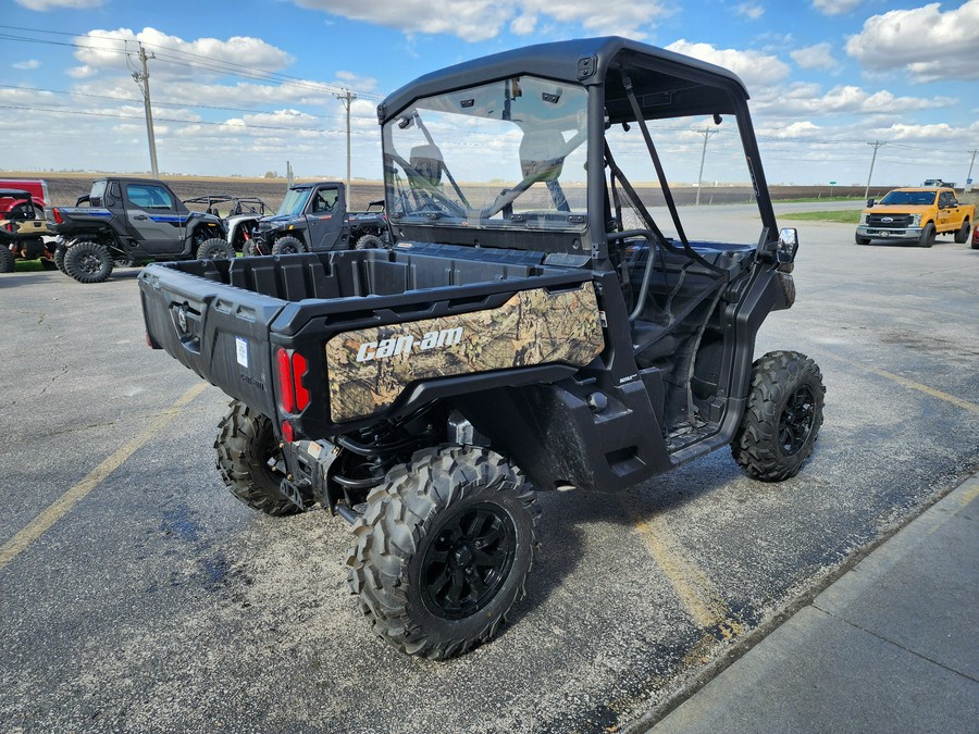 2023 Can-Am Defender XT HD10