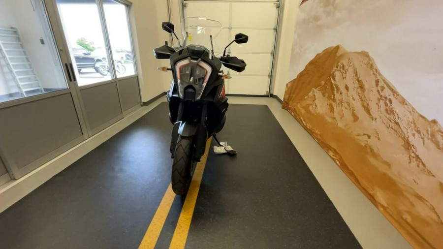 2022 KTM 1290 Super Adventure S