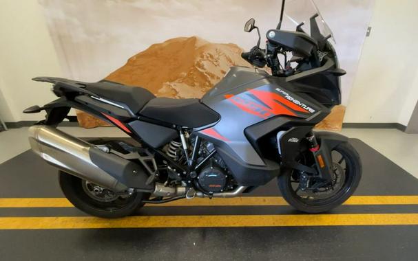 2022 KTM 1290 Super Adventure S