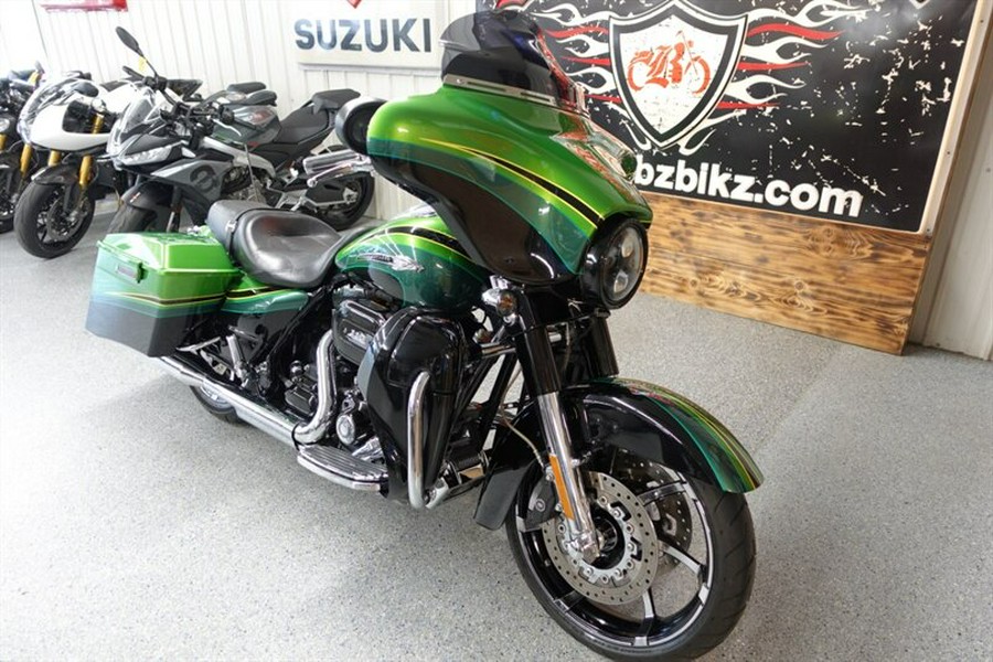 2011 Harley-Davidson Street Glide CVO