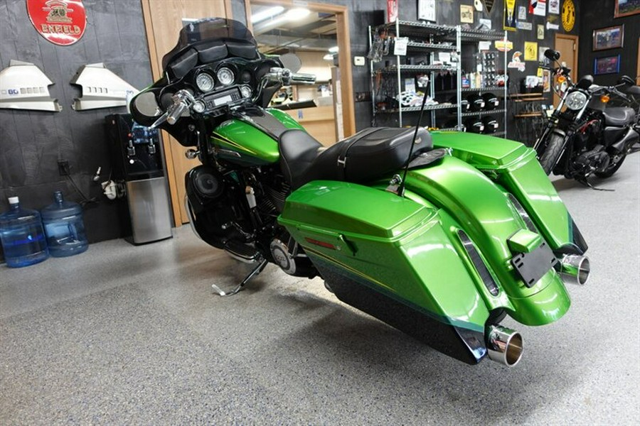 2011 Harley-Davidson Street Glide CVO