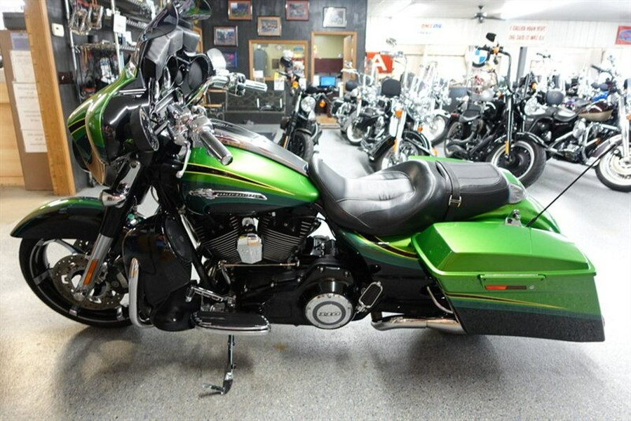 2011 Harley-Davidson Street Glide CVO