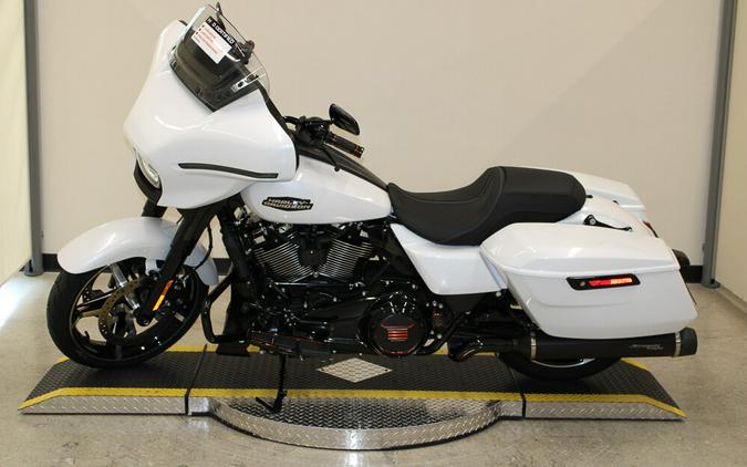 Used 2024 Harley-Davidson Street Glide Grand American Touring FLHX Motorcycle For Sale In Miami, Florida