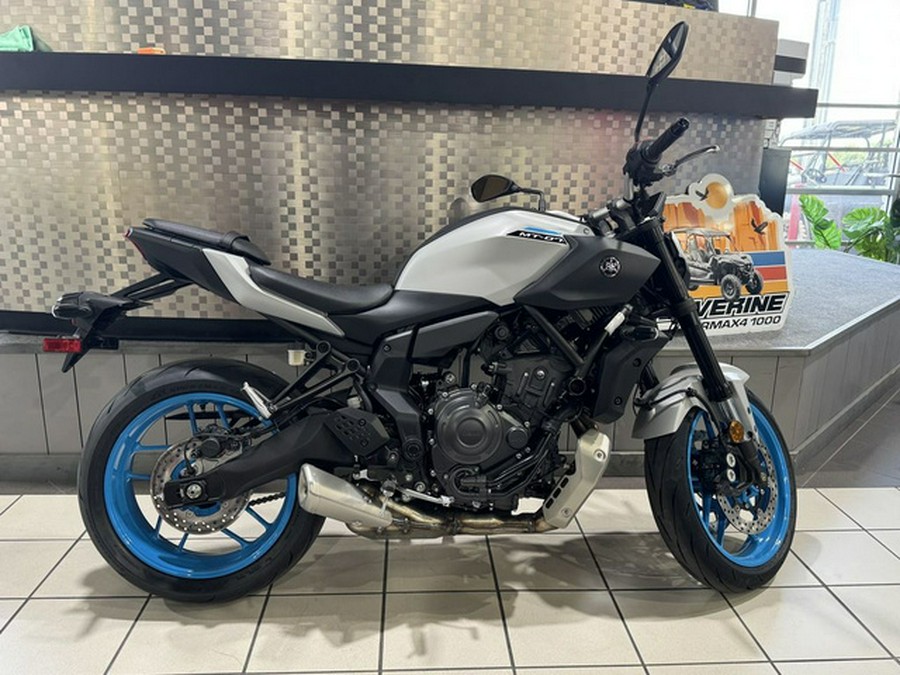2025 Yamaha MT 07