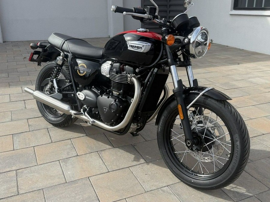 2026 Triumph Bonneville T100 Jet black