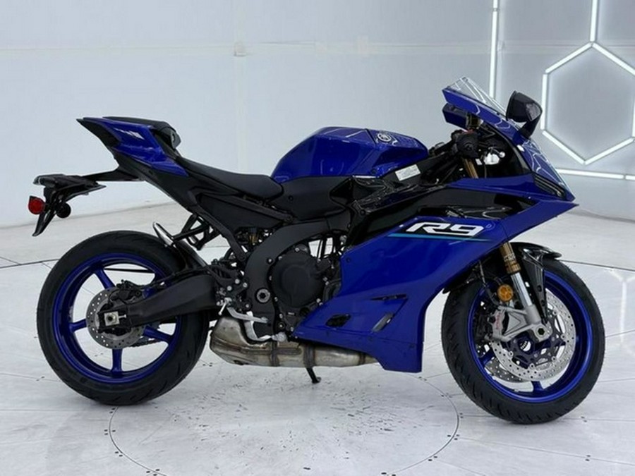 2027 Yamaha YZF R9