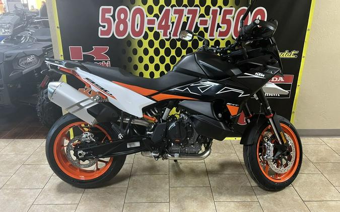 2024 KTM 890 SMT