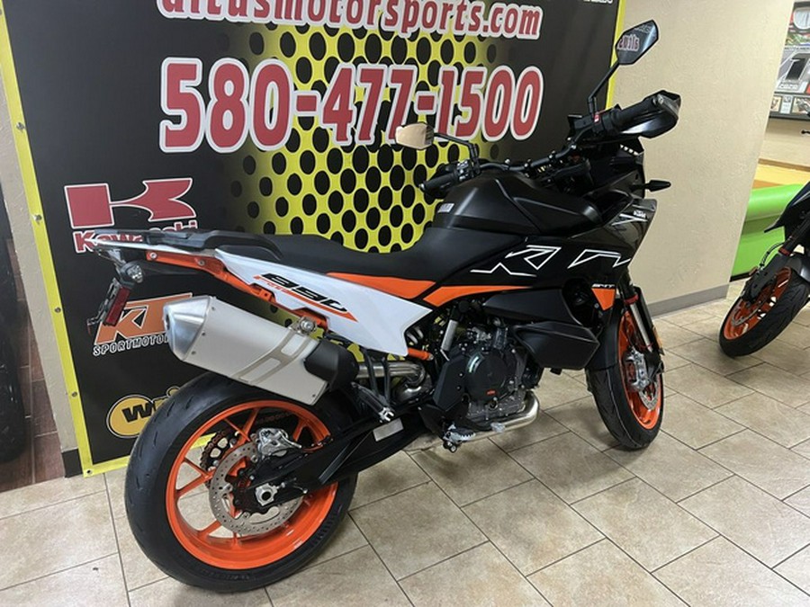 2024 KTM SMT 890