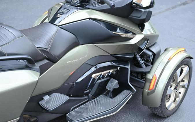 2021 Can-Am® Spyder® RT Sea To Sky SE6