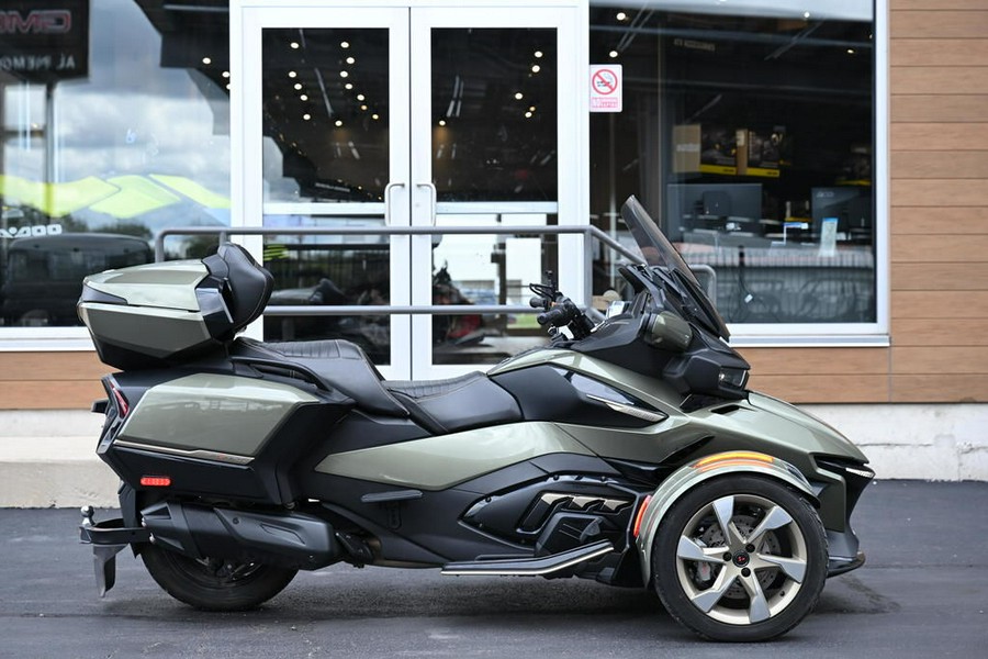 2021 Can-Am® Spyder® RT Sea To Sky SE6