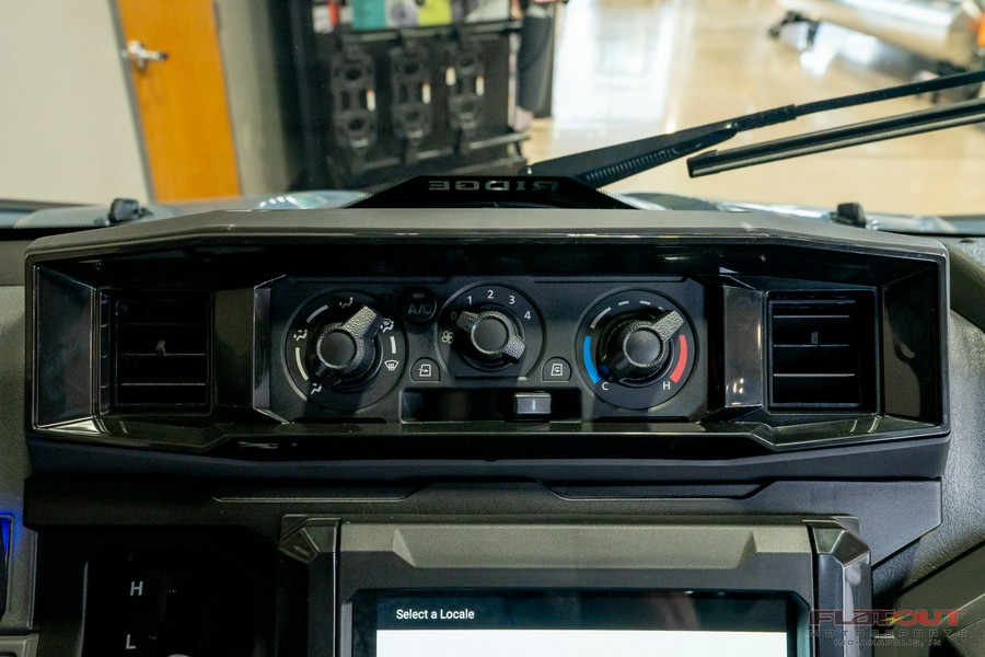 2025 Kawasaki MULE RIDGE CREW XR LIMITED HVAC