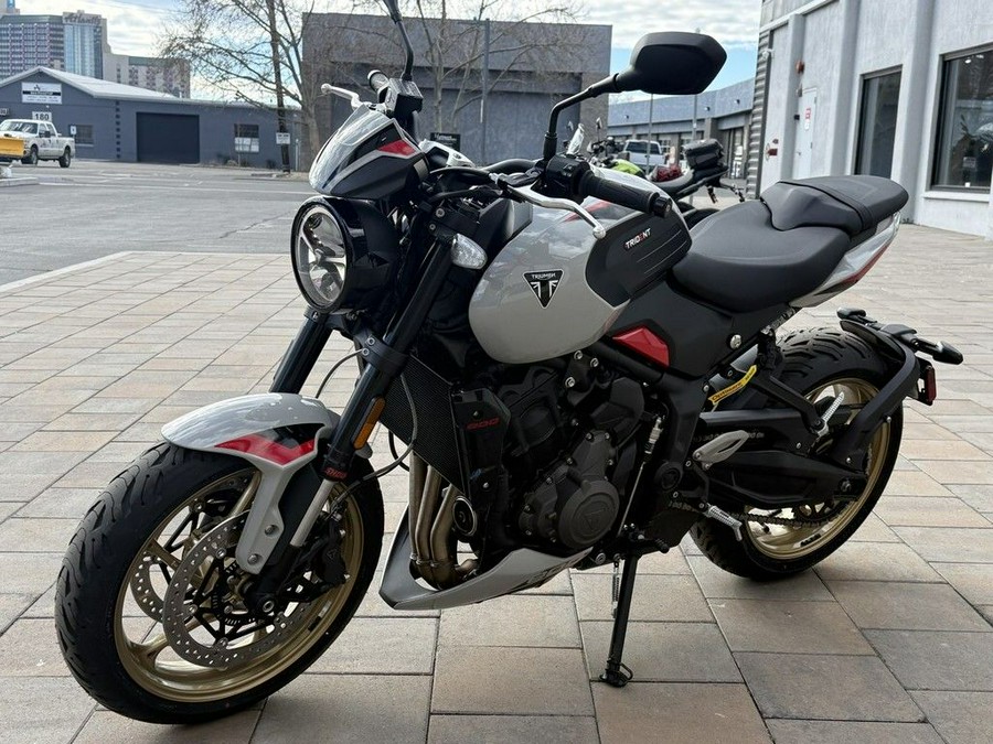 2026 Triumph Trident 800 Ash grey