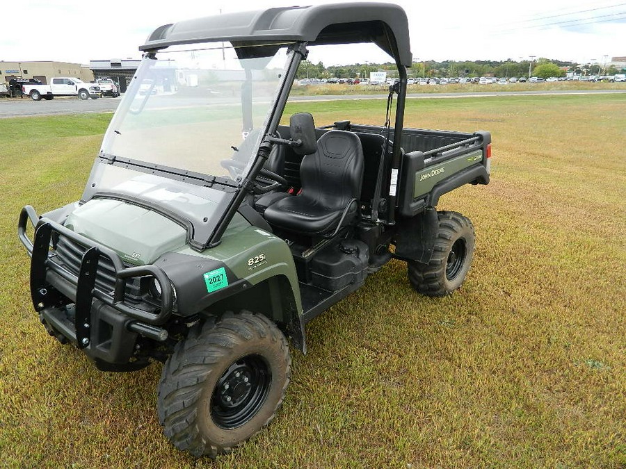 John Deere XUV 825i