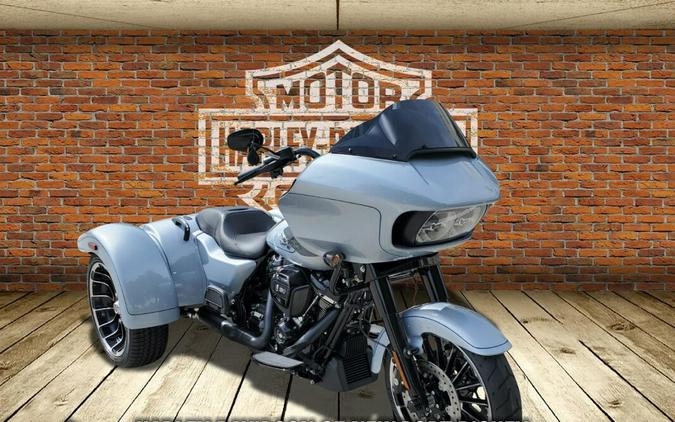 2023 Harley-Davidson Road Glide 3 Trike First Look [5 Fast Facts]