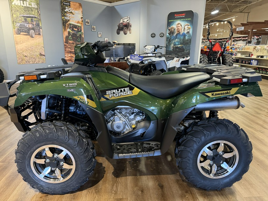 2026 Kawasaki BRUTE FORCE 750 SE EPS Metallic Gold Sparkle Deep Green - 109939