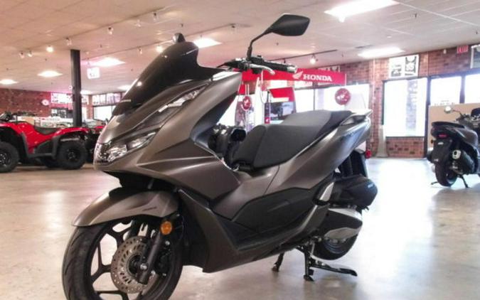 2023 Honda® PCX