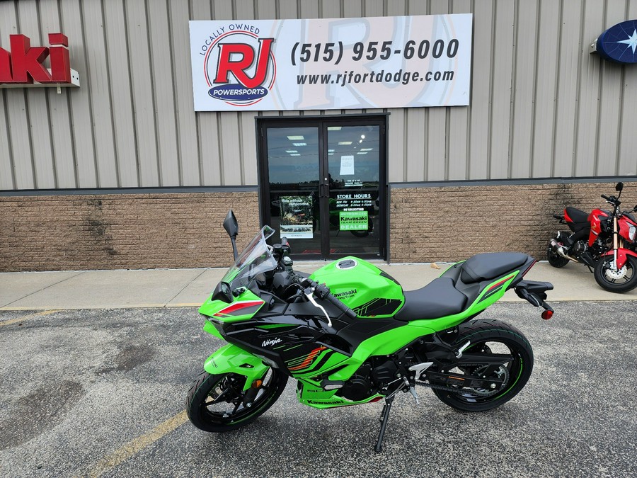 2024 Kawasaki Ninja 500 KRT Edition SE ABS