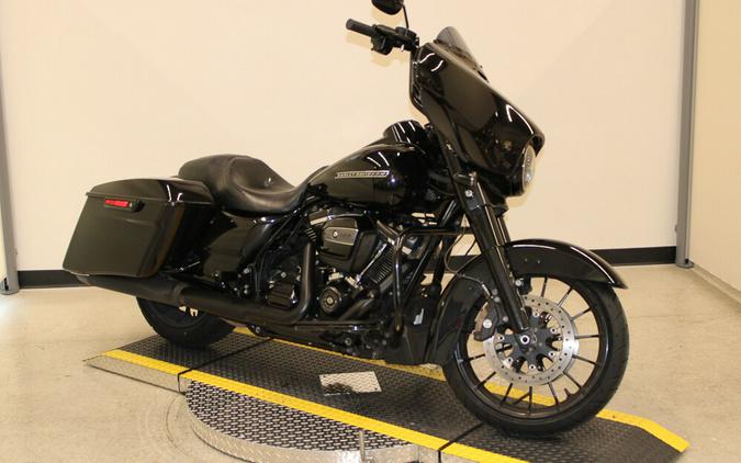 Used 2018 Harley-Davidson Street Glide Special Grand American Touring FLHXS Motorcycle For Sale In Miami, Florida