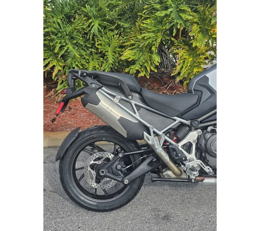 2024 Triumph Tiger 1200 GT Explorer Snowdonia White
