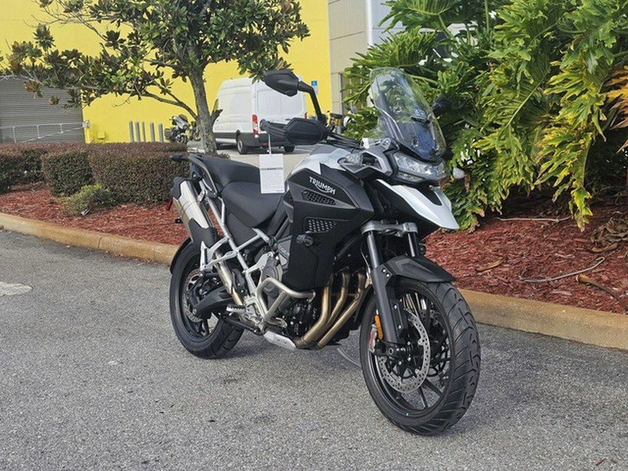 2024 Triumph Tiger 1200 GT Explorer Snowdonia White