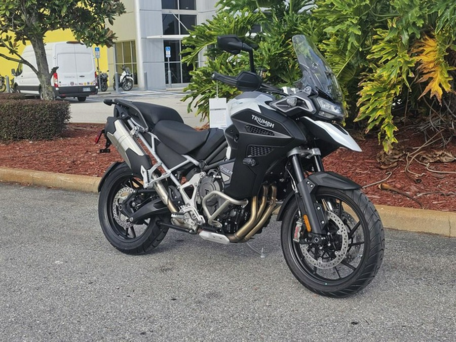 2024 Triumph Tiger 1200 GT Explorer Snowdonia White