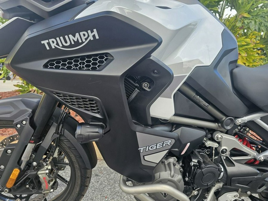 2024 Triumph Tiger 1200 GT Explorer Snowdonia White