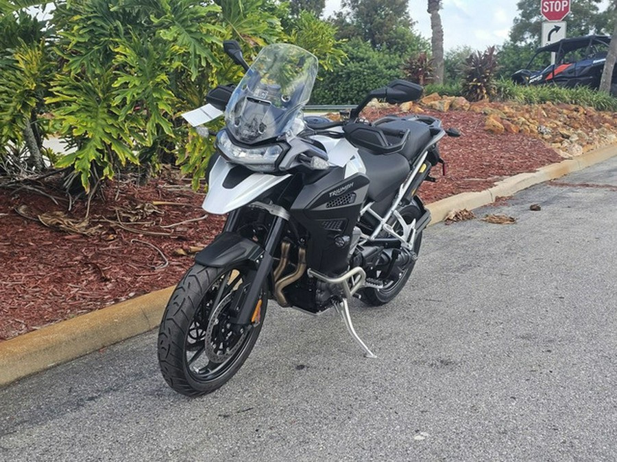 2024 Triumph Tiger 1200 GT Explorer Snowdonia White