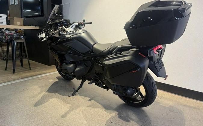 2026 BMW R 1300 RT Triple Black