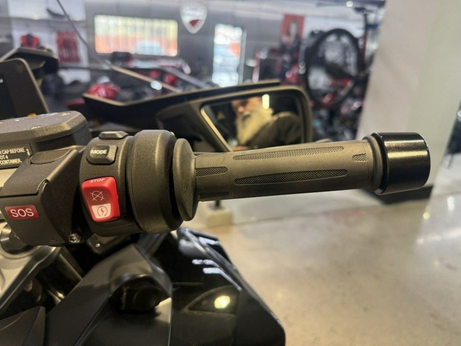 2026 BMW R 1300 RT Triple Black