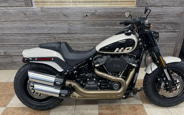 2022 Harley-Davidson Fat Bob 114 White Sand Pearl