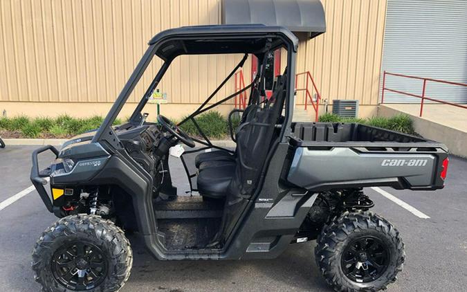 2024 Can-Am Defender XT HD10