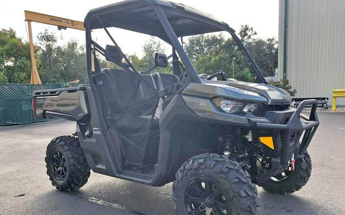 2024 Can-Am Defender XT HD10