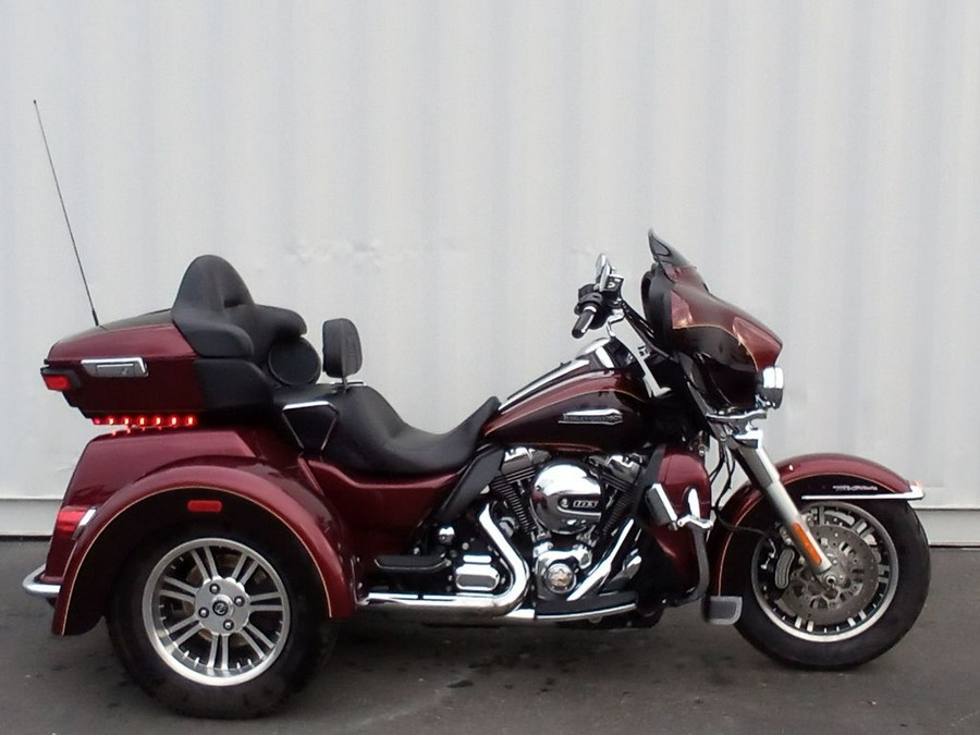 2014 Harley-Davidson® FLHTCUTG - Tri Glide® Ultra
