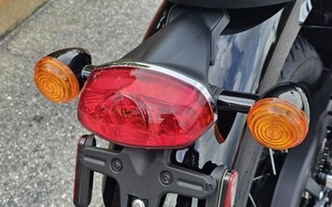 2025 Triumph Bonneville T100 Aluminum / Baja Orange