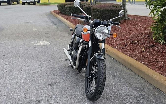 2025 Triumph Bonneville T100 Aluminum / Baja Orange