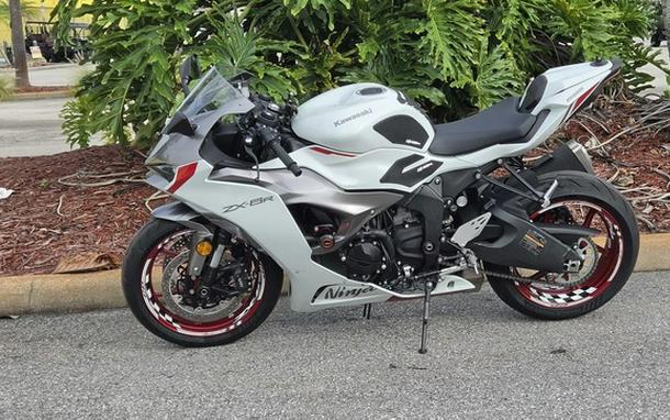 2025 Kawasaki Ninja ZX-6R