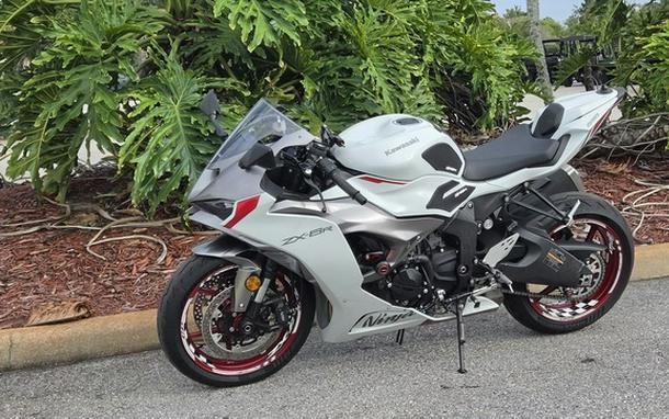 2025 Kawasaki Ninja ZX-6R